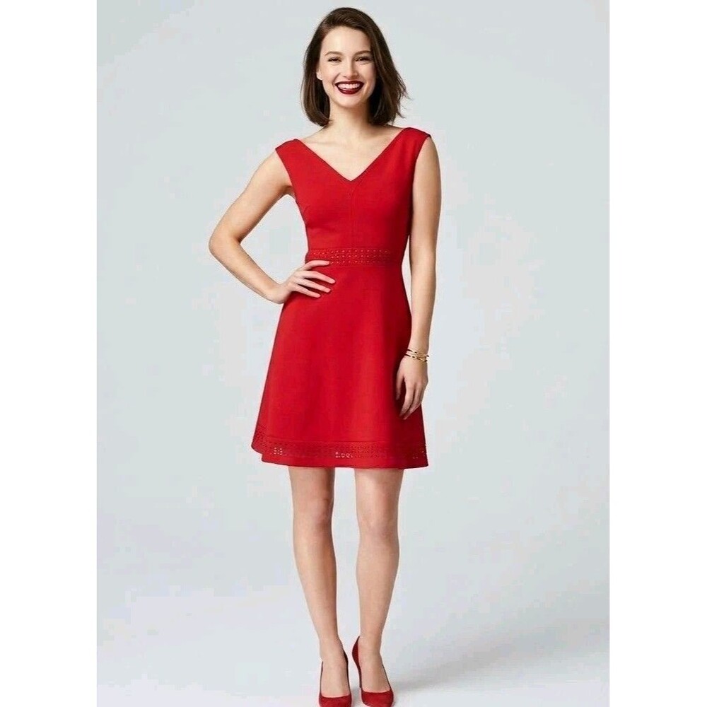 Guess Laser Cut Vneck Sleeveless Scuba Mini Dress Fit N Flare Red Women's Size 8